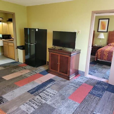 Studio 9 Inn & Suites Decatur Eksteriør billede