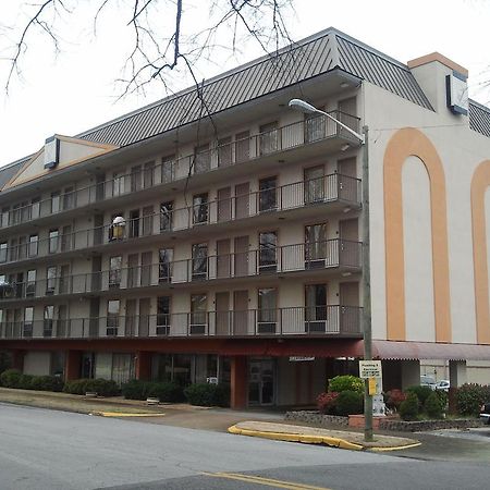 Studio 9 Inn & Suites Decatur Eksteriør billede